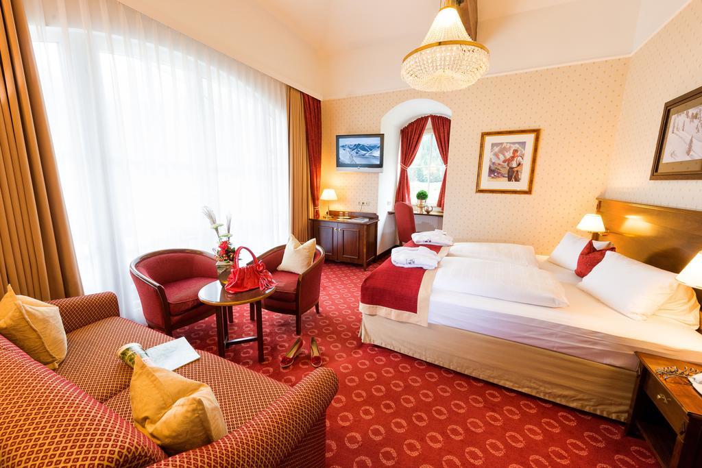 Hotel Salzburger Hof Bad Gastein Oda fotoğraf